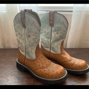 Ariat probaby western boots